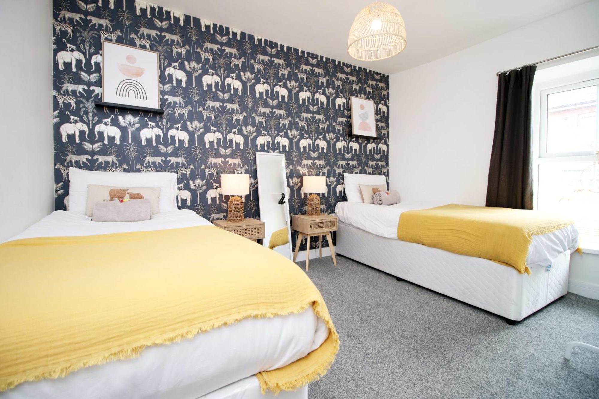 Prospect Cottage Fabulous Home In Stunning Rhondda Valley By Staystaycations Treorky Bagian luar foto