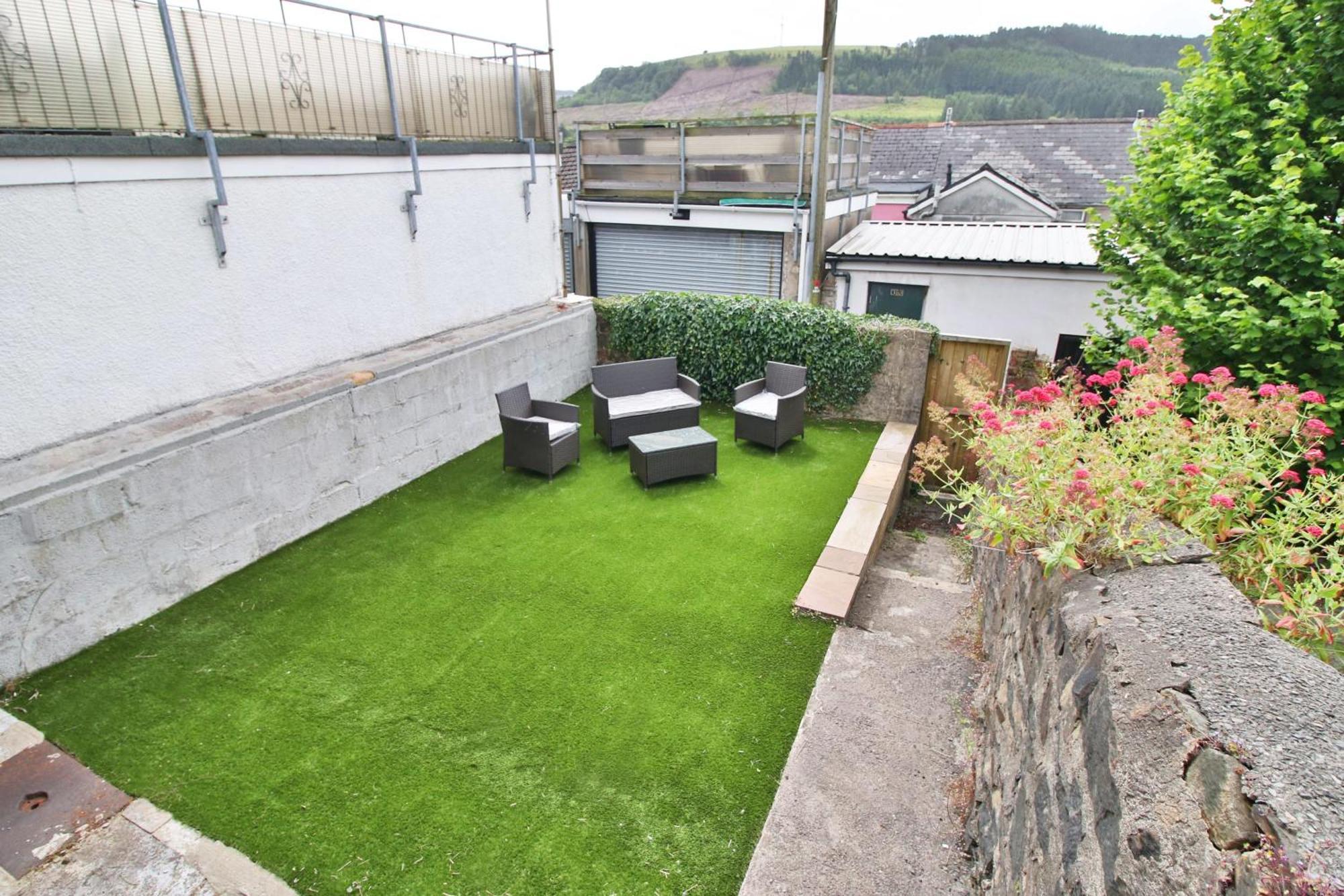 Prospect Cottage Fabulous Home In Stunning Rhondda Valley By Staystaycations Treorky Bagian luar foto